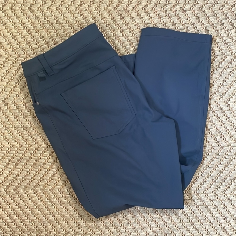 Lululemon ABC Pant Classic Navy - 34 - Picture 3 of 16